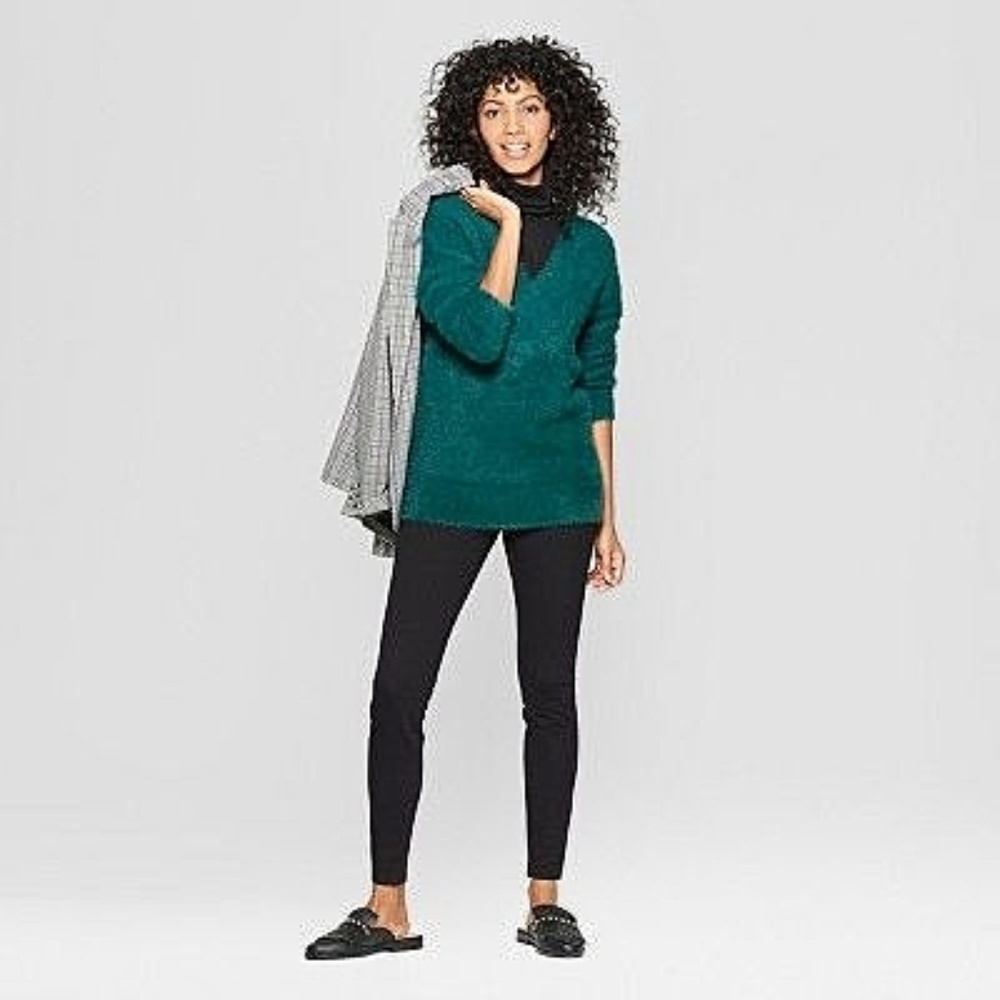 [Small] A New Day - Vneck Eyelash Pullover Sweater - Picture 3 of 4